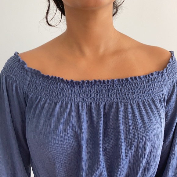 H&M off-the-shoulder long sleeve - Picture 3 of 7